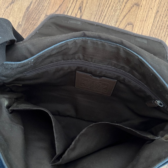 COACH Camden Men's Messenger Bag in navy canvas and brown leather - Picture 11 of 12